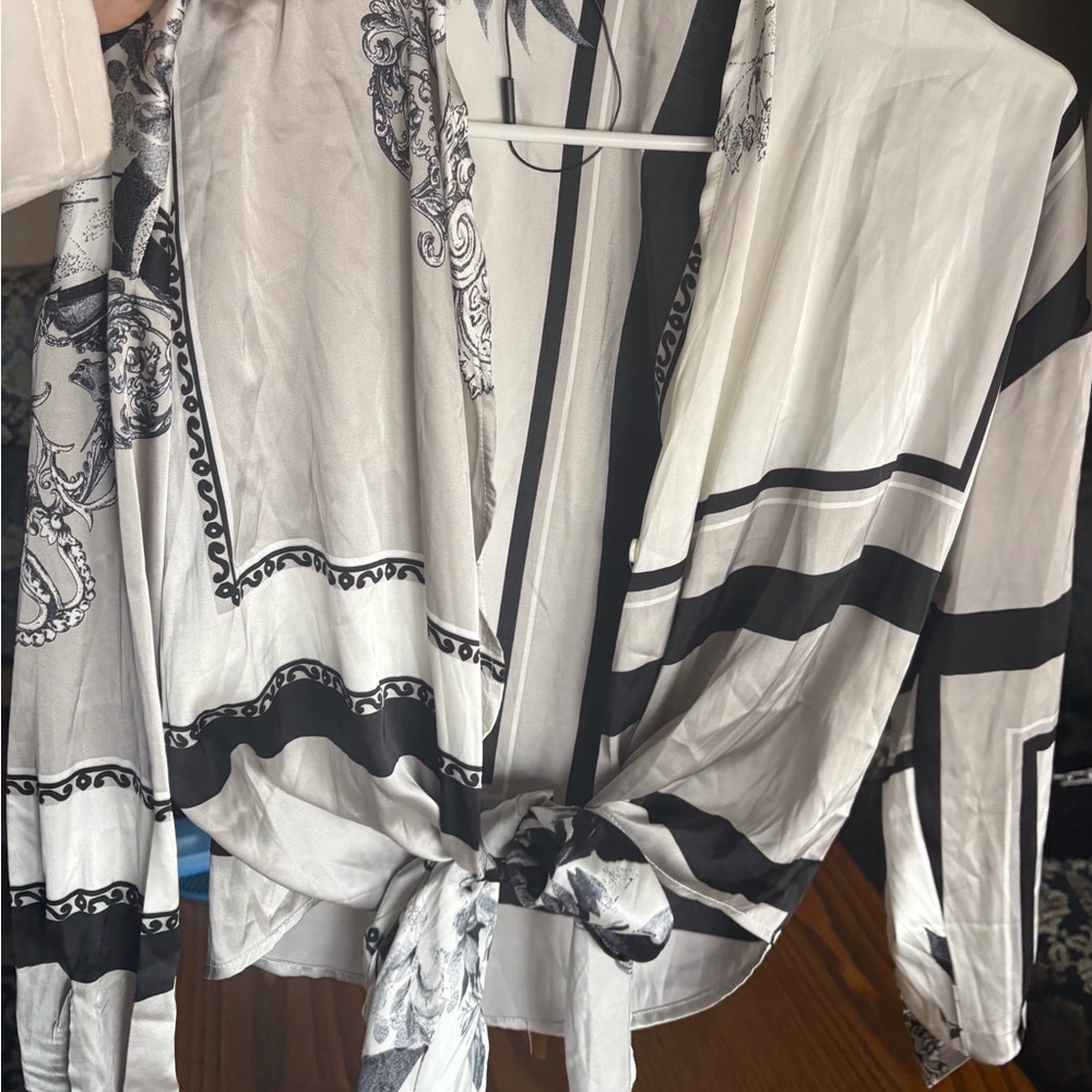 Elegant Black and White Women's Top